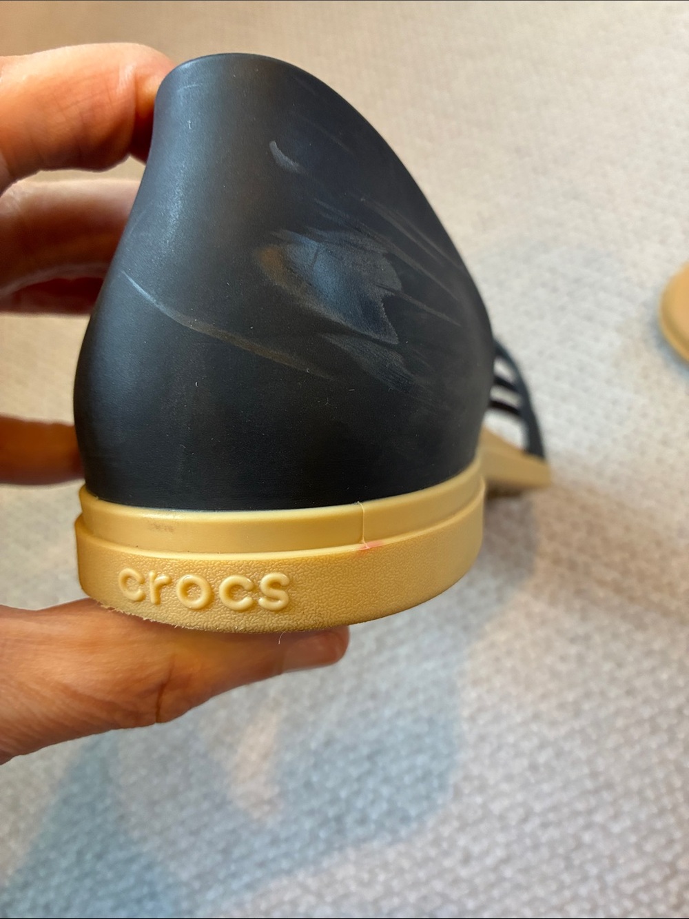CROCS Open Flat Sandals, Black/Tan, Size 6 - Picture 8 of 9